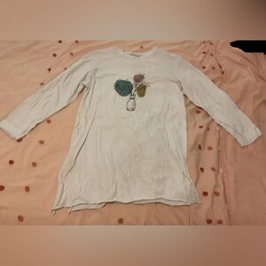 Utex White Long Sleeve Tee with Artistic Floral Design